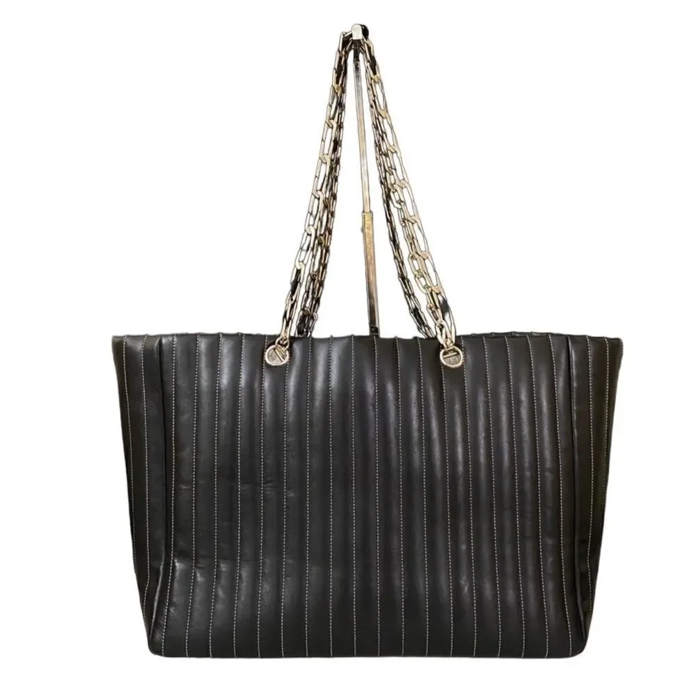 CHANEL “Rare“ CC Mademoiselle Leather Tote Bag 💼 Black